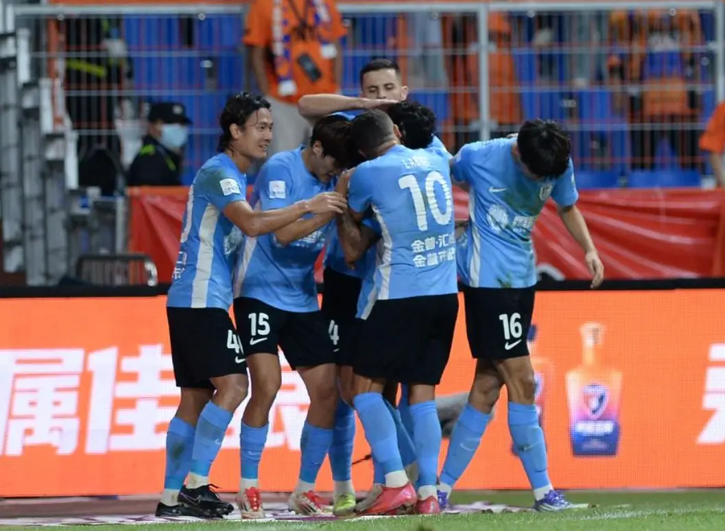 yid, 后卫首发出, 调整