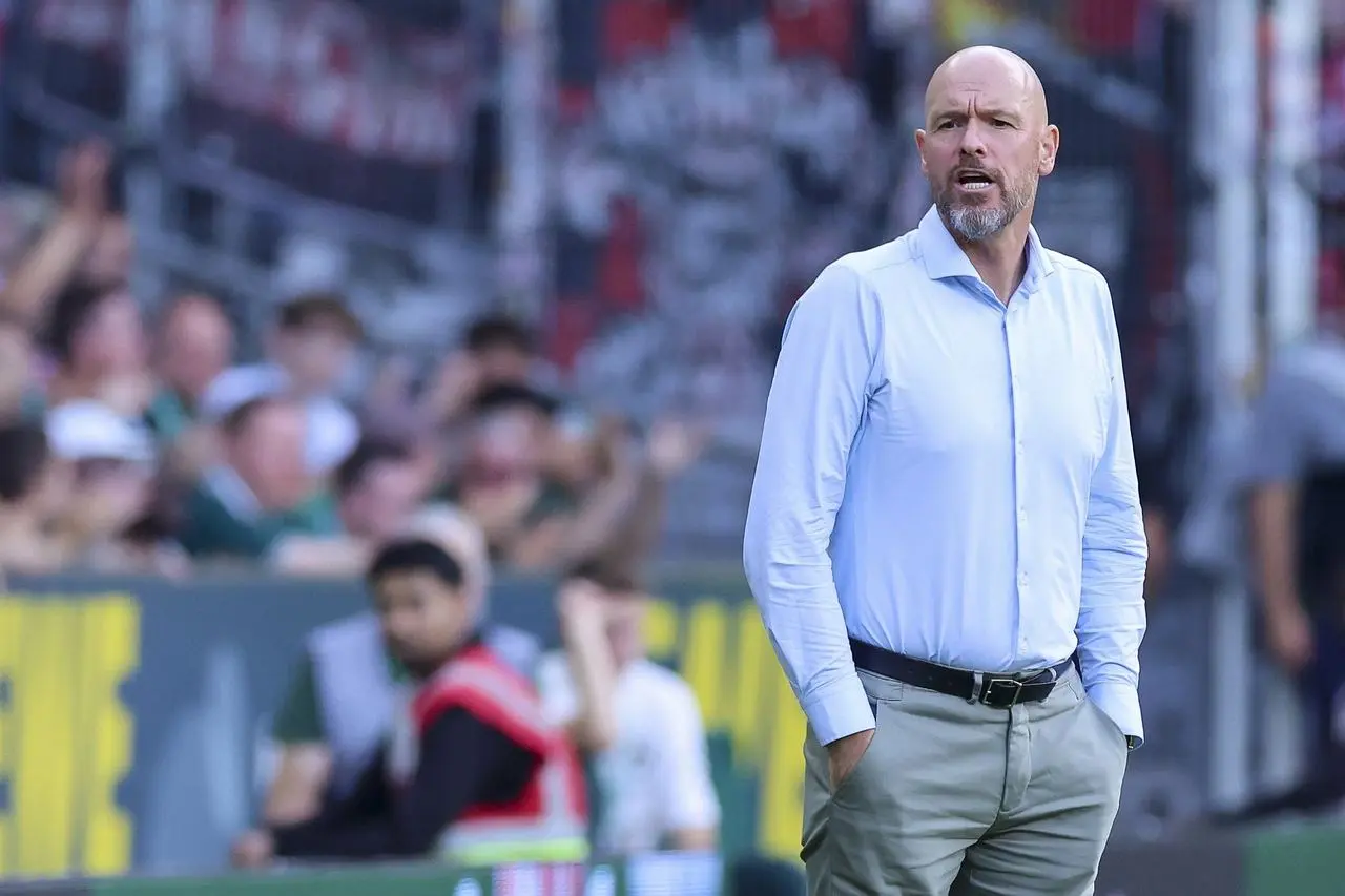 赛季开始还, 由于换帅成 赛季开始还, 由于换帅成