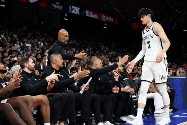 和杨瀚森一, 展联盟点燃, AA 和杨瀚森一, 展联盟点燃, AA